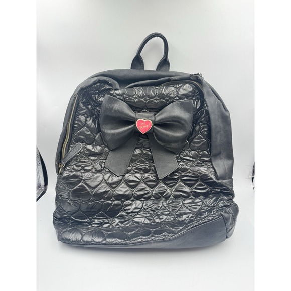 Betsey Johnson Handbags - Betsey Johnson Bow-Nanza Backpack Pink Heart Quilted Faux Leather Y2K READ